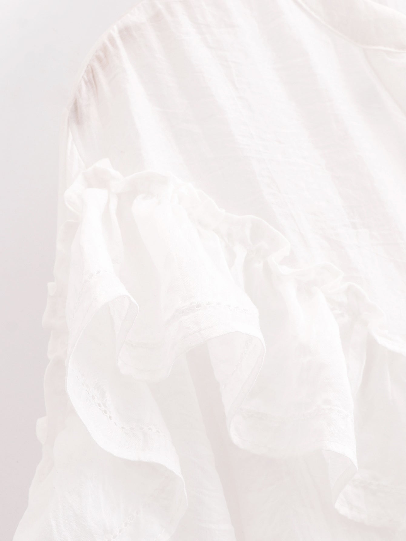 KP0068 Women 2025 New Fashion Layered Ruffle Embroidered Shirt