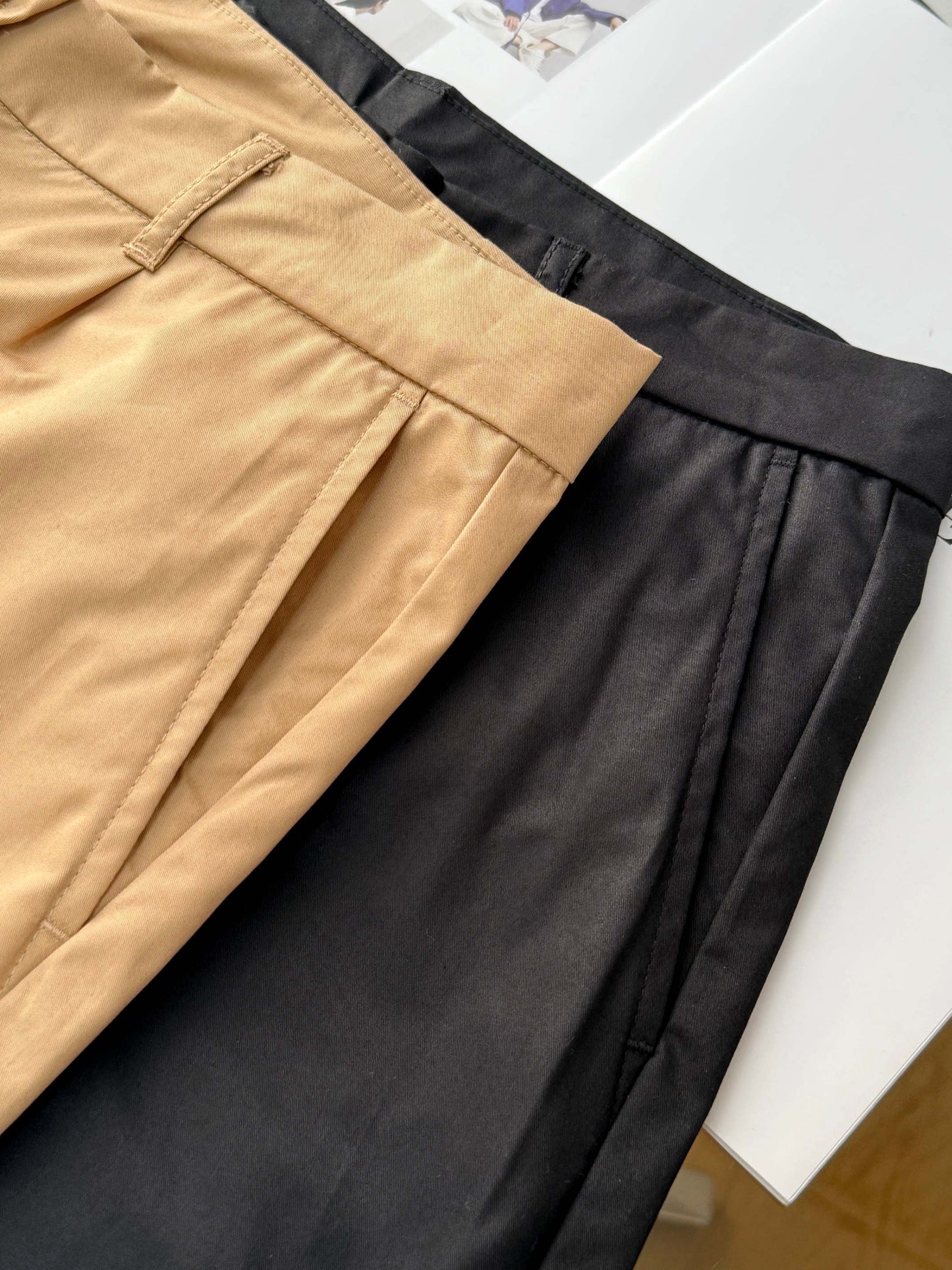 Women's New Fashion Casual Joker Loose Zipper Shorts Retro Women's Chic Shorts.