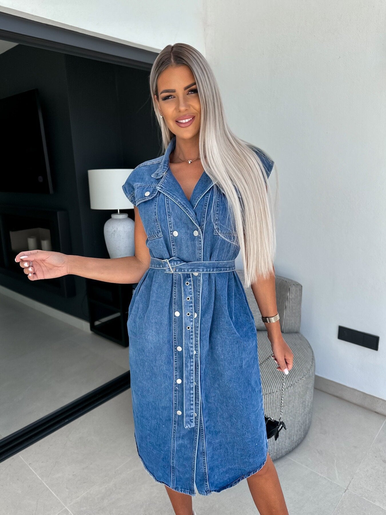 Women's New Fashion Joker Lapel Sleeveless Stud Buckle Chest Waist Lace-up Denim Dress